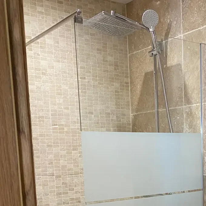 Dallage travertin mosaic rectangle type 1 4.8x2.3 cm / pièce de 30.5 cm x 30.5 cm